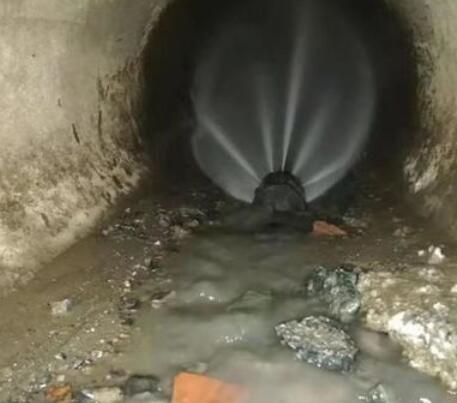 秦都市政管道清淤
